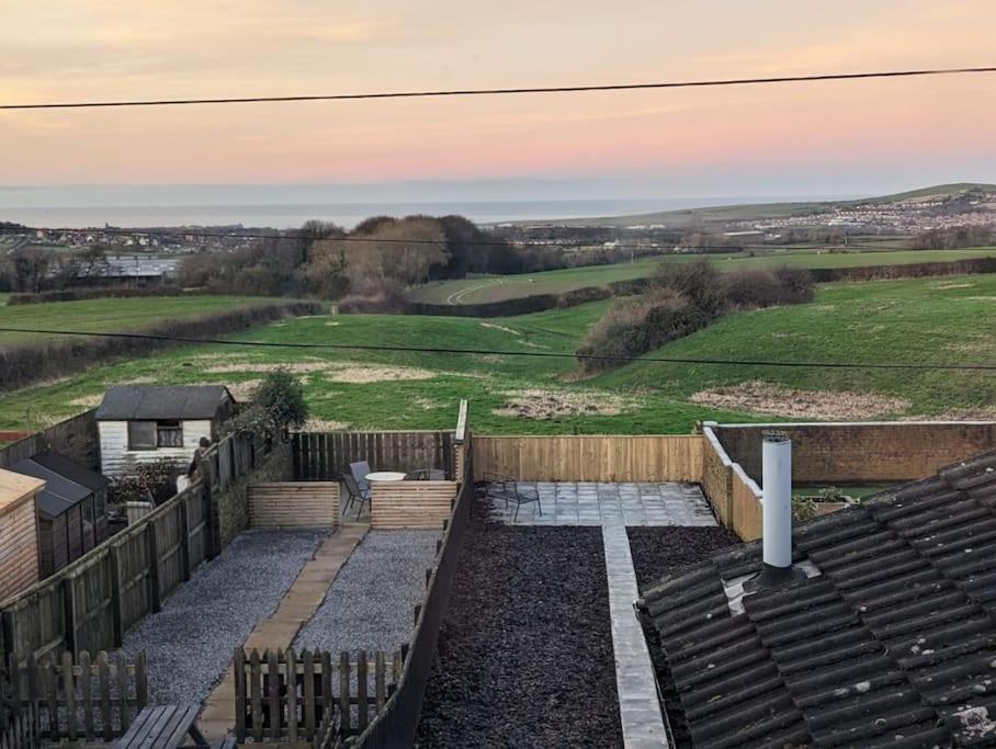 Sea View Retreat Villa Lingdale Екстериор снимка